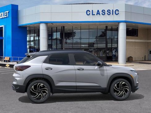 New 2026 Chevrolet TrailBlazer RS w/ Convenience Package FWD image 5