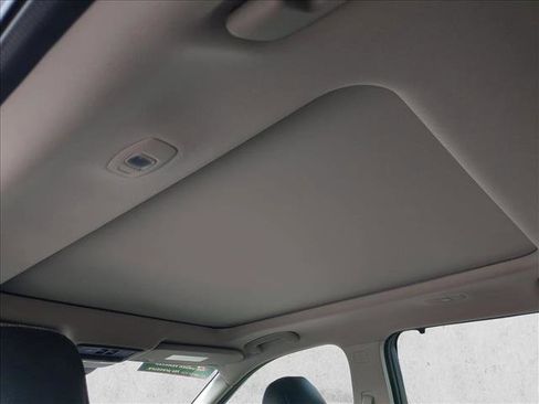 Used 2021 Nissan Rogue SL w/ Premium Package image 20