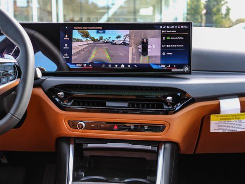 Certified 2025 BMW 430i w/ Parking Assistance Package image 13