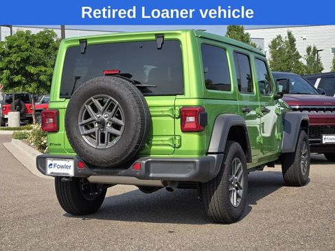 Used 2025 Jeep Wrangler Unlimited Sport AWD/4WD image 4
