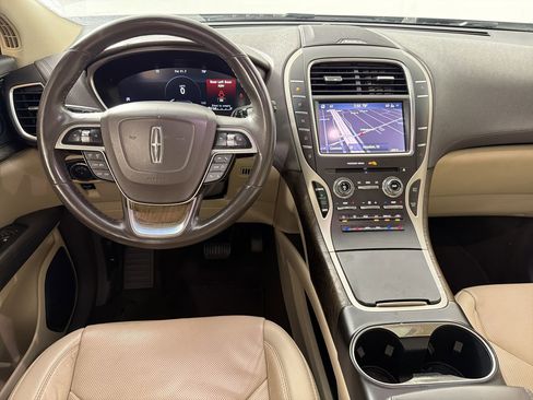 Used 2020 Lincoln Nautilus Reserve FWD image 27