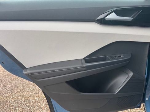 New 2026 Volkswagen Taos S FWD image 19
