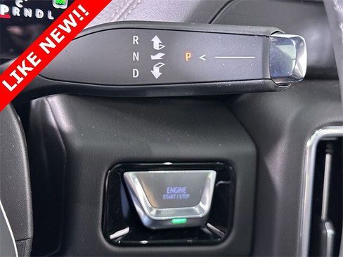 Used 2025 GMC Yukon Denali w/ Denali Reserve Package image 16