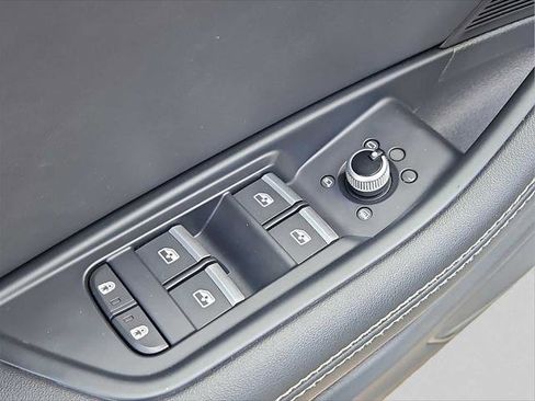 Used 2021 Audi A4 2.0T Premium Plus w/ Premium Plus Package AWD/4WD image 13