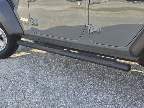 Used 2019 Jeep Wrangler Unlimited Sport S image 23