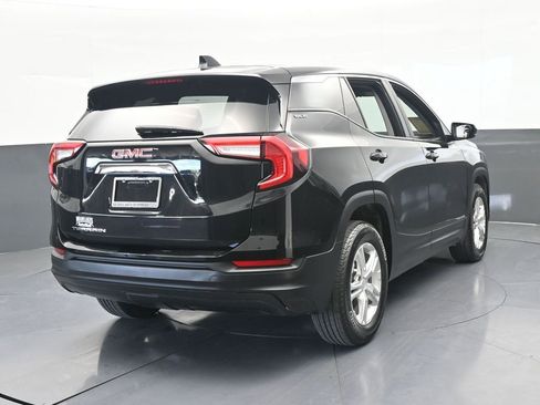 Used 2023 GMC Terrain SLE image 5
