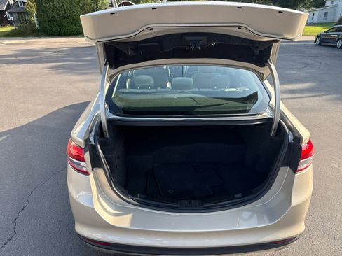 Used 2017 Ford Fusion S image 15