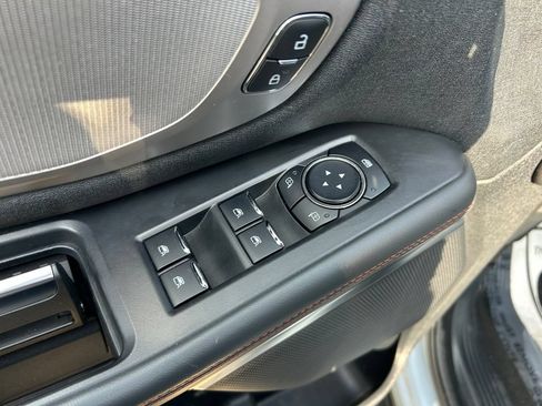 Used 2025 Ford Expedition Max Active AWD/4WD image 13
