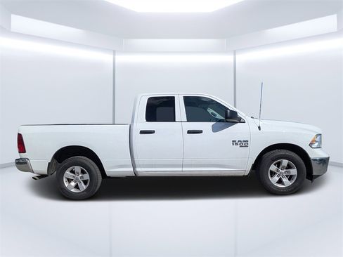 Used 2024 RAM 1500 Classic SLT image 2