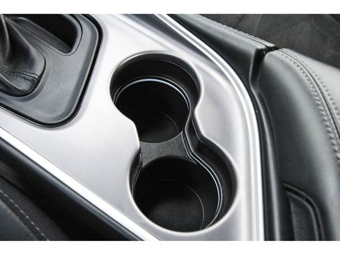 Used 2022 Dodge Challenger R/T w/ Plus Package image 28