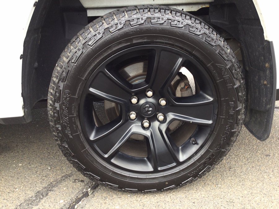 Used 2020 RAM 1500 4x4 Crew Cab image 44