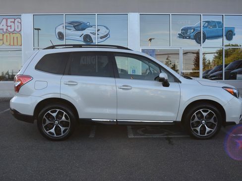 Used 2015 Subaru Forester 2.0XT Touring image 8