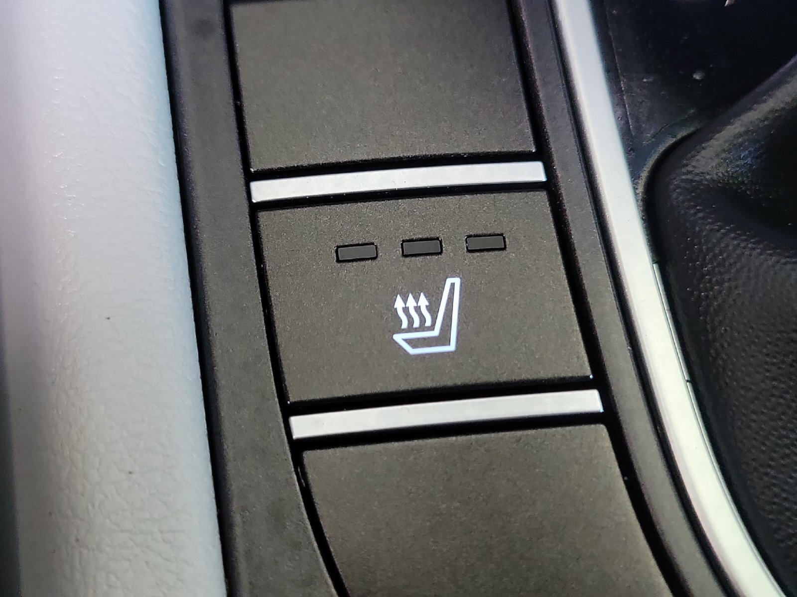 Certified 2026 Hyundai Kona SEL Sport FWD image 18