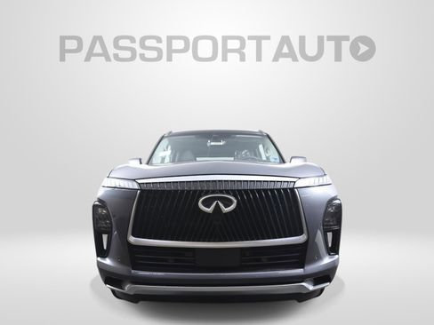 New 2026 INFINITI QX80 Luxe image 2