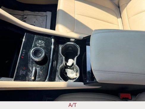 Certified 2023 Jeep Grand Cherokee Limited AWD/4WD image 16