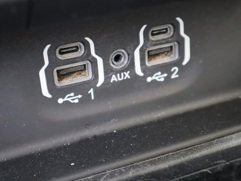 Used 2021 RAM 1500 Laramie w/ Sport Appearance Package AWD/4WD image 24