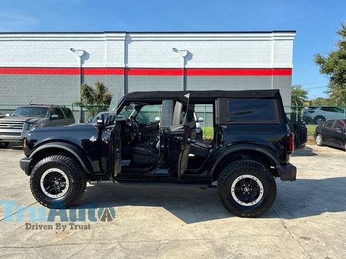 Used 2023 Ford Bronco Outer Banks w/ Sasquatch Package AWD/4WD image 14