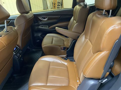 Used 2025 Subaru Ascent Touring w/ Popular Package #2 image 23