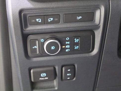 Used 2022 Ford F150 XLT w/ Equipment Group 302A High image 12