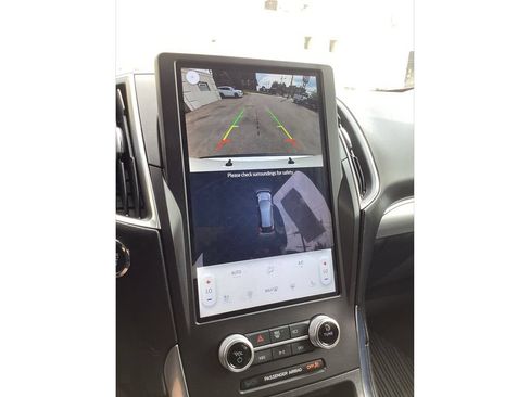 Used 2021 Ford Edge Titanium AWD/4WD image 33