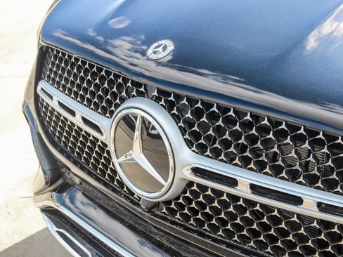 New 2026 Mercedes-Benz GLE 580 4MATIC image 9