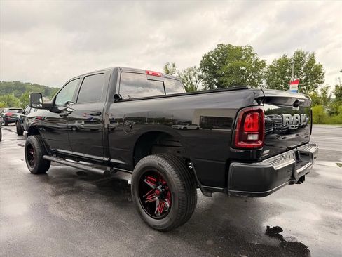 Used 2025 RAM 2500 Tradesman AWD/4WD image 7