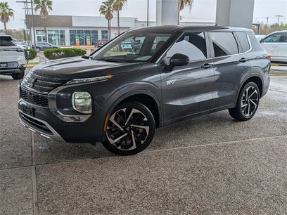 Used 2025 Mitsubishi Outlander SE