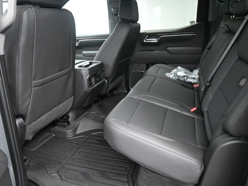 New 2026 GMC Sierra 1500 SLT w/ SLT Premium Plus Package image 16
