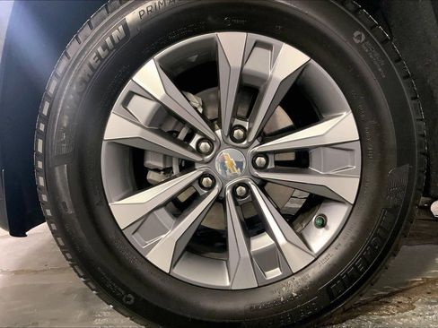 Used 2025 Chevrolet Equinox LT image 9