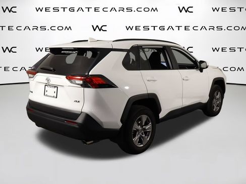 Used 2025 Toyota RAV4 XLE FWD image 45