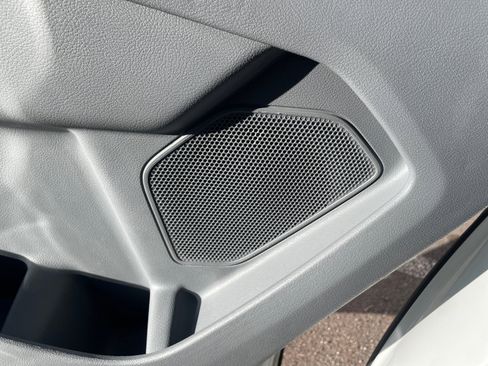 Certified 2019 Ford Transit 350 XLT image 26