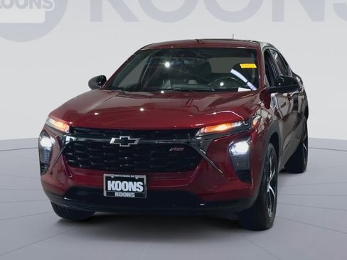 Used 2024 Chevrolet Trax RS FWD image 7