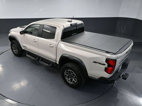 Used 2026 Chevrolet Colorado ZR2 w/ Technology Package AWD/4WD image 54