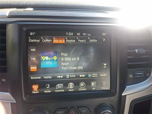 Used 2017 RAM 2500 SLT w/ Luxury Group image 18