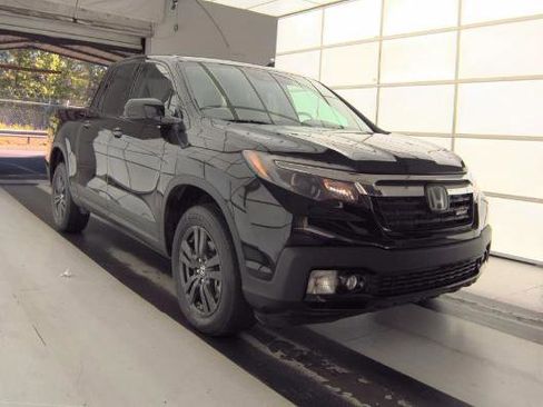 Used 2020 Honda Ridgeline Sport image 3