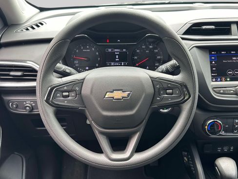 Certified 2023 Chevrolet TrailBlazer LT AWD/4WD image 12