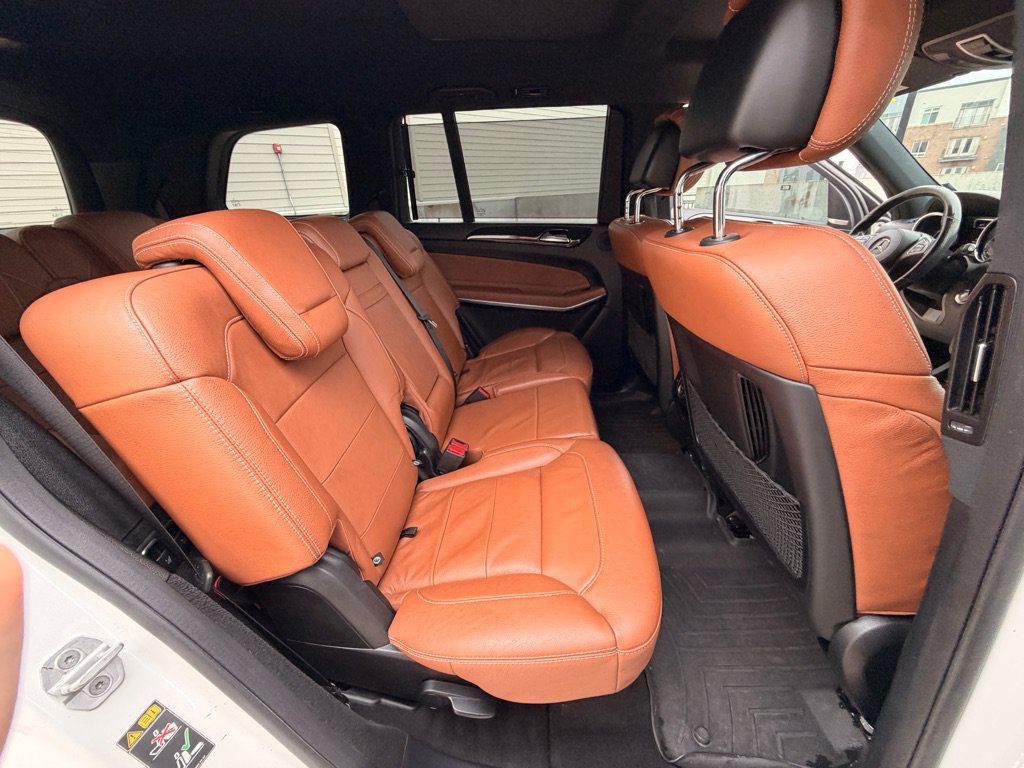 Used 2017 Mercedes-Benz GLS 550 4MATIC image 20