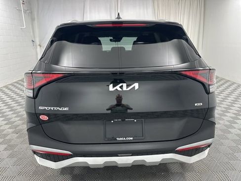 Used 2024 Kia Sportage EX AWD/4WD image 5