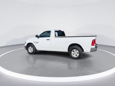 Used 2022 RAM 1500 Classic SLT image 7
