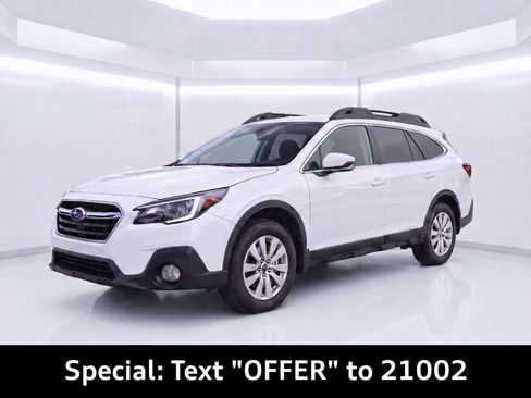 Used 2019 Subaru Outback 2.5i Premium AWD/4WD image 1