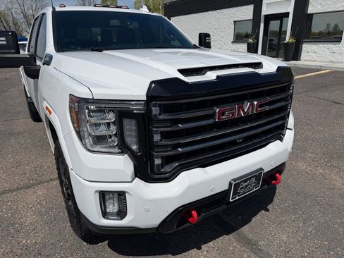 Used 2022 GMC Sierra 3500 AT4 w/ AT4 Preferred Package AWD/4WD image 13