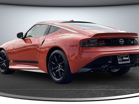 Used 2024 Nissan Z Performance w/ Heritage Edition RWD image 5