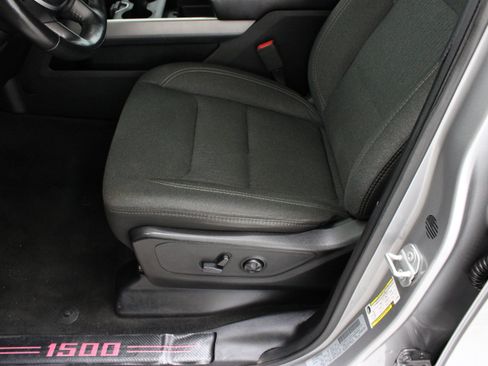 Used 2020 RAM 1500 Big Horn AWD/4WD image 15