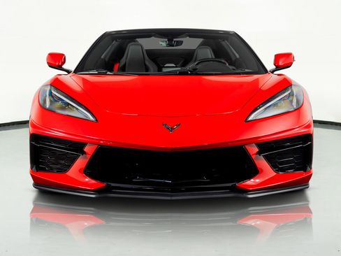 Used 2020 Chevrolet Corvette Stingray Convertible w/ 1LT image 24