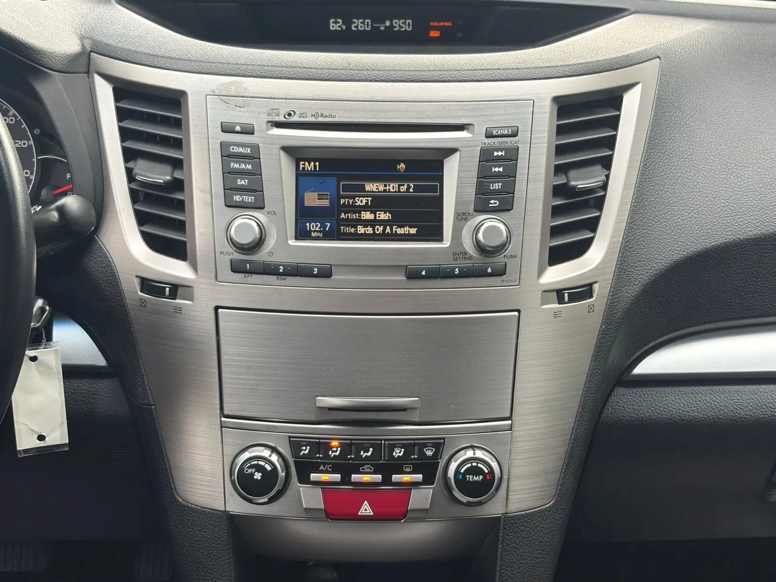 Used 2014 Subaru Legacy 2.5i Premium AWD/4WD image 23