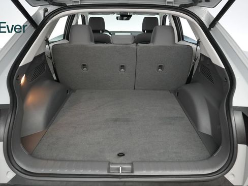 Used 2024 Hyundai Ioniq 5 SEL RWD image 8