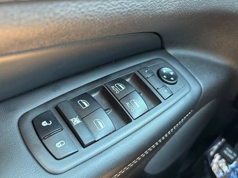 Used 2021 Jeep Grand Cherokee Limited w/ Quick Order Package 28K 80th RWD image 26