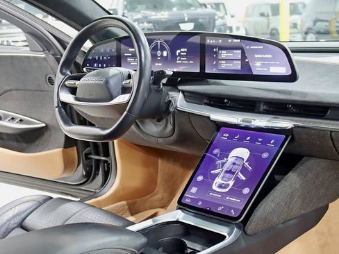 Used 2022 Lucid Air Grand Touring image 37