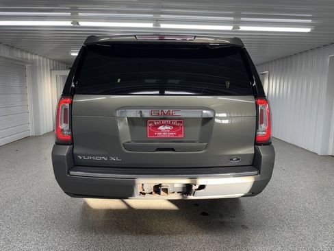 Used 2018 GMC Yukon XL Denali w/ Denali Ultimate Package image 5
