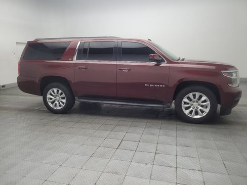 Used 2016 Chevrolet Suburban LS RWD image 11